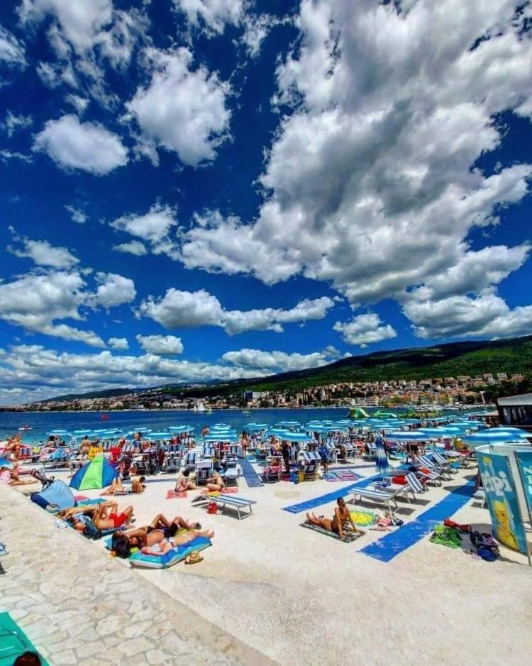 Apartment Lona Crikvenica Exteriér fotografie